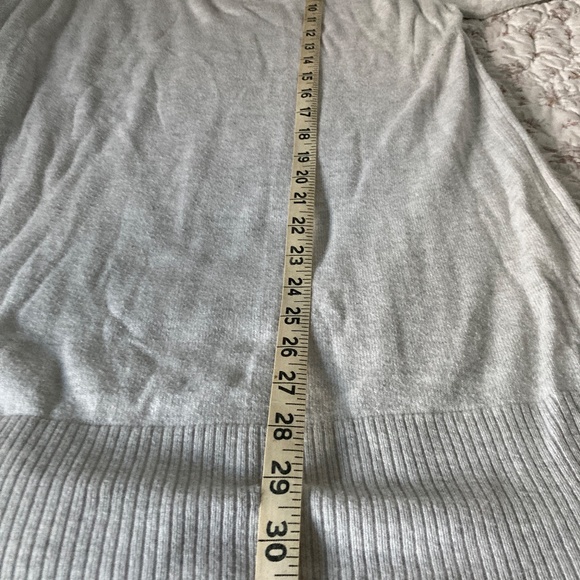 Lauren Conrad Soft tunic sweater size L - Picture 7 of 7